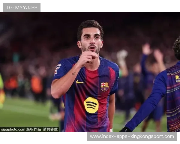 费兰托雷斯弧线球破门，巴萨续写攻击篇章