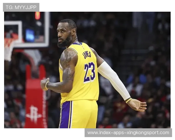 詹姆斯节奏缓急自然拉扯,洛杉矶稳占先手